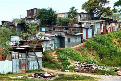 ‘Favelas’ Across Latin America – Interactive Map.